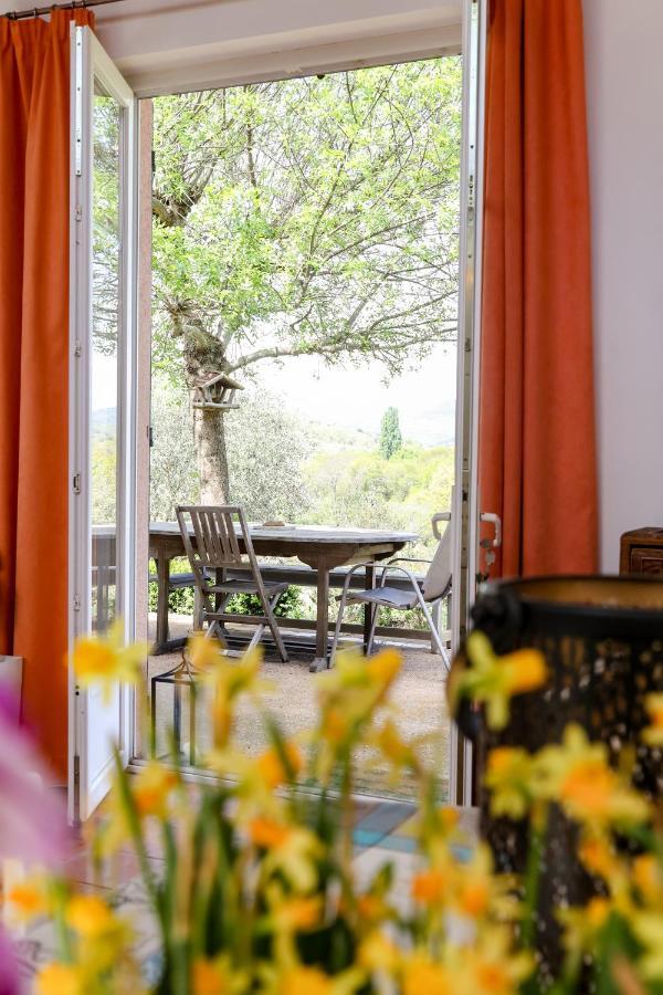 Domaine De Montbarri Bed & Breakfast La Tour-sur-Orb Ngoại thất bức ảnh